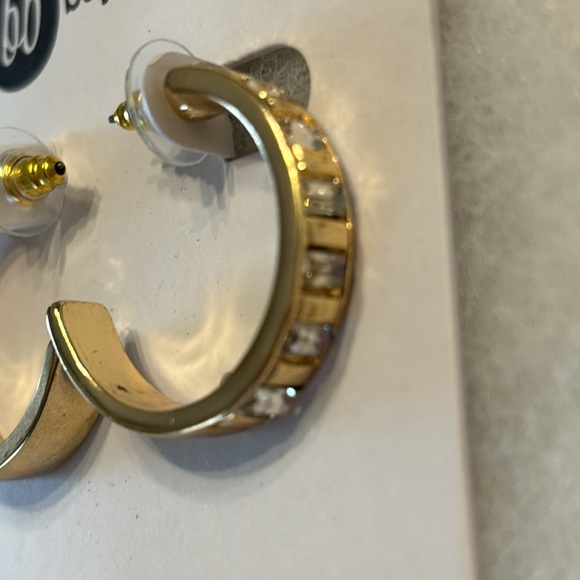 Bay to Baubles Finley Gold Crystal Hoops - Picture 3 of 6